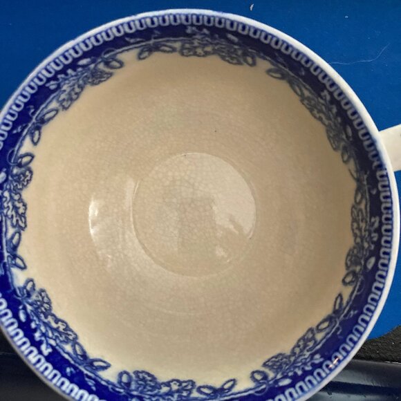 179 Vintage Porcelain Toile Tea Cup - Picture 2 of 5